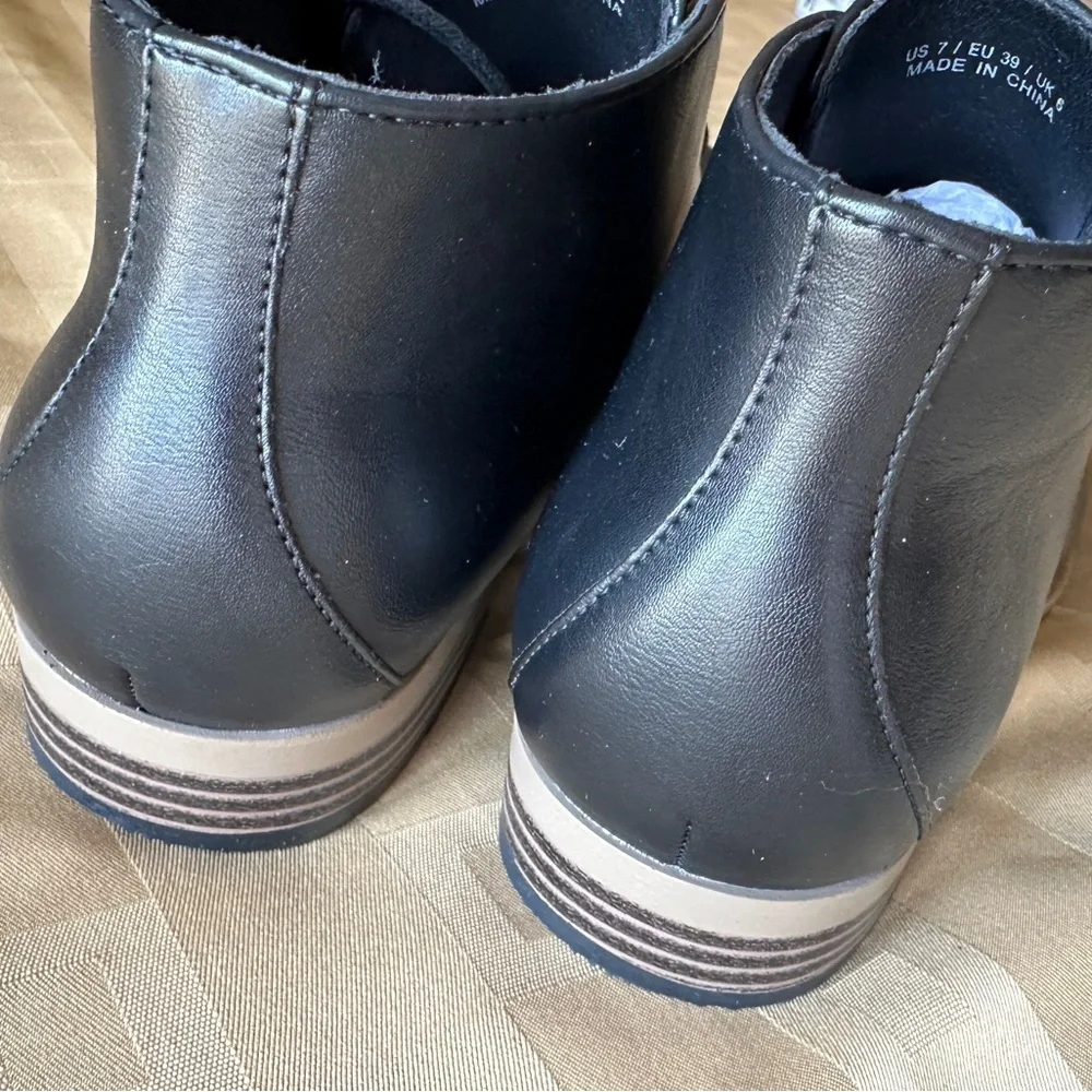 Men's‎ Black Ankle Boots Size 7 NWT